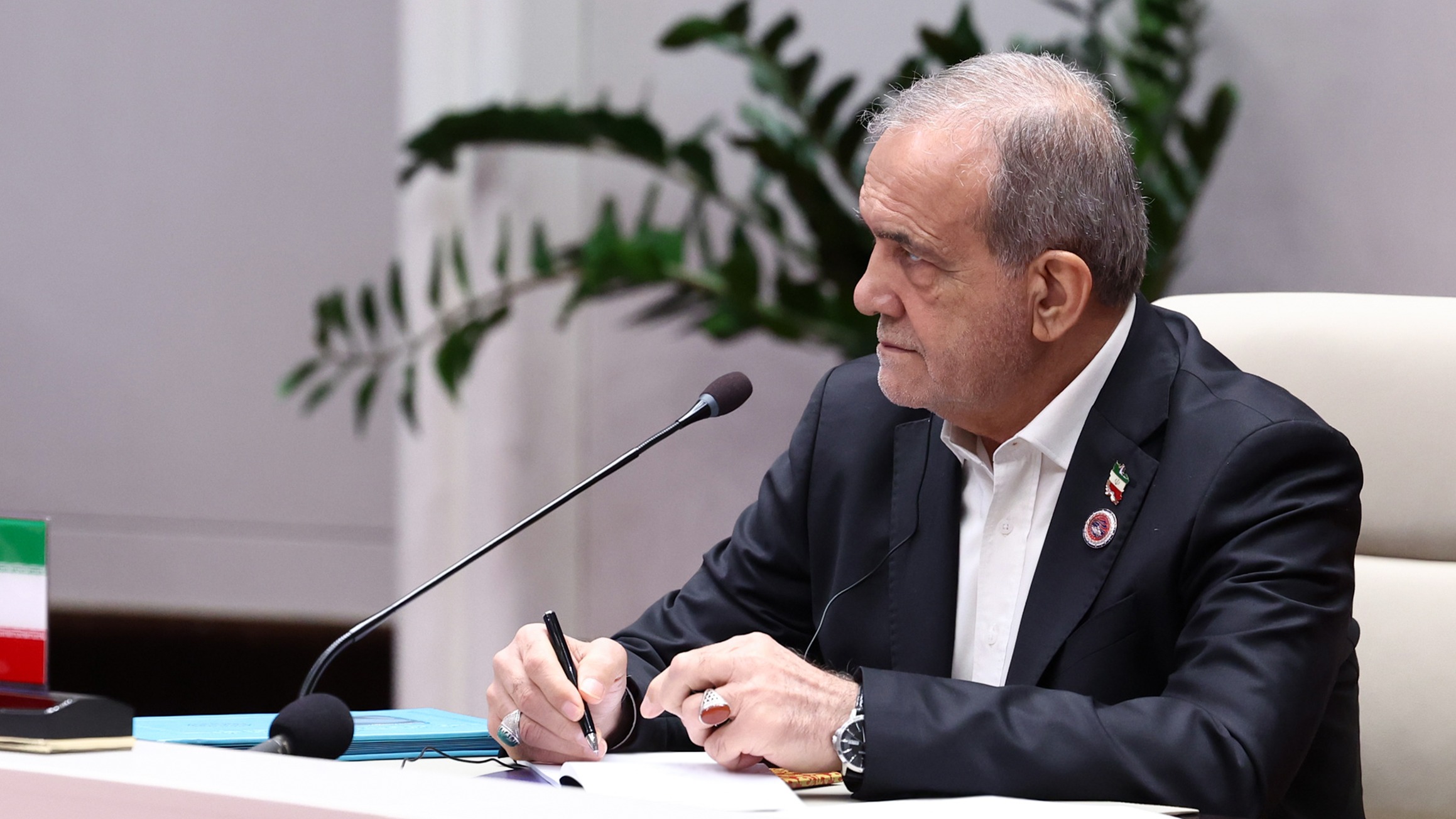 İran Cumhurbaşkanı Pezeşkiyan: "ABD taahhütlerine dönerse İran da derhal adım atacaktır"