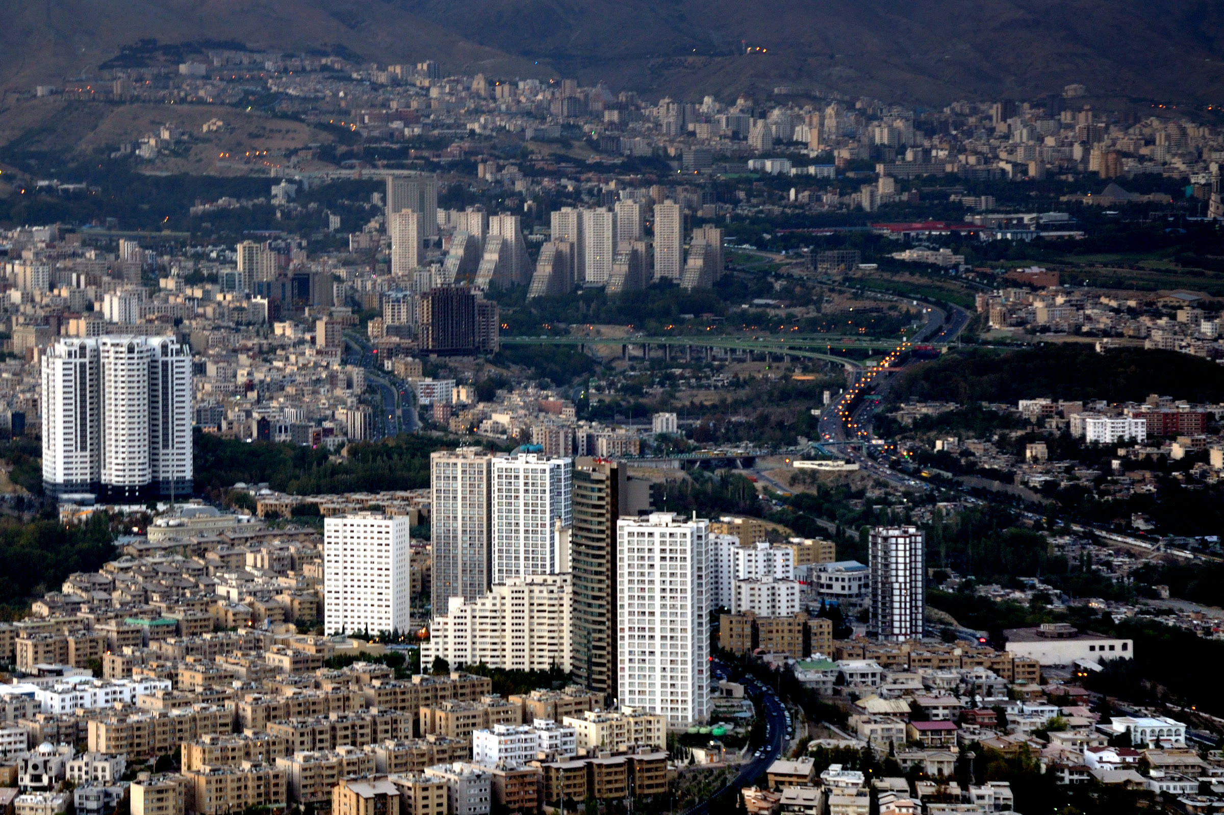 منظر عام لطهران