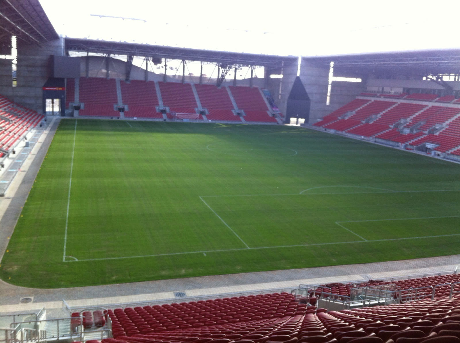 Hapoel Be’er Sheva’nın iç sahası Turner Stadyumu (arşiv)