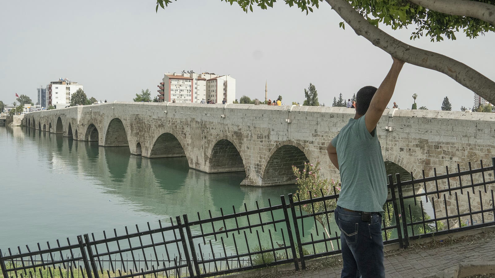 جسر تاشكوبرو في أضنة (أرشيف)