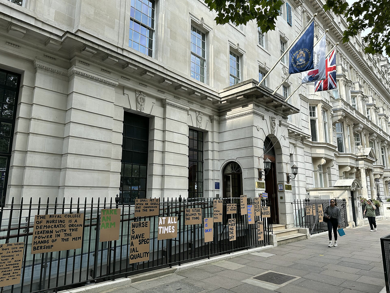 Hemşireler Kraliyet Koleji'nin Londra'daki merkez binası (arşiv)