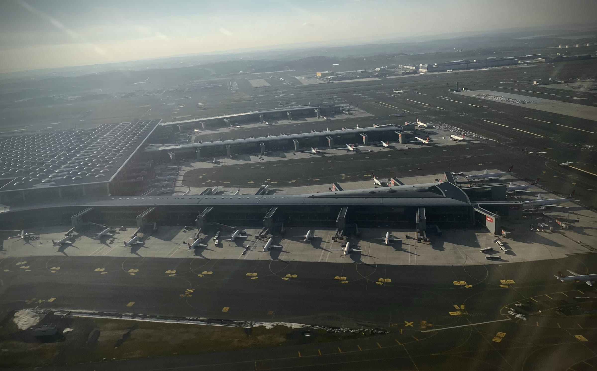 Uçak penceresinden İstanbul Havalimanı