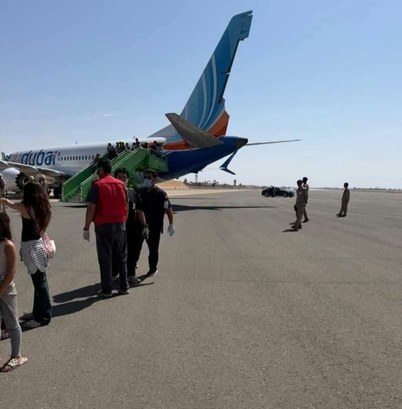 ركاب الرحلة FZ1073 في مطار تبوك