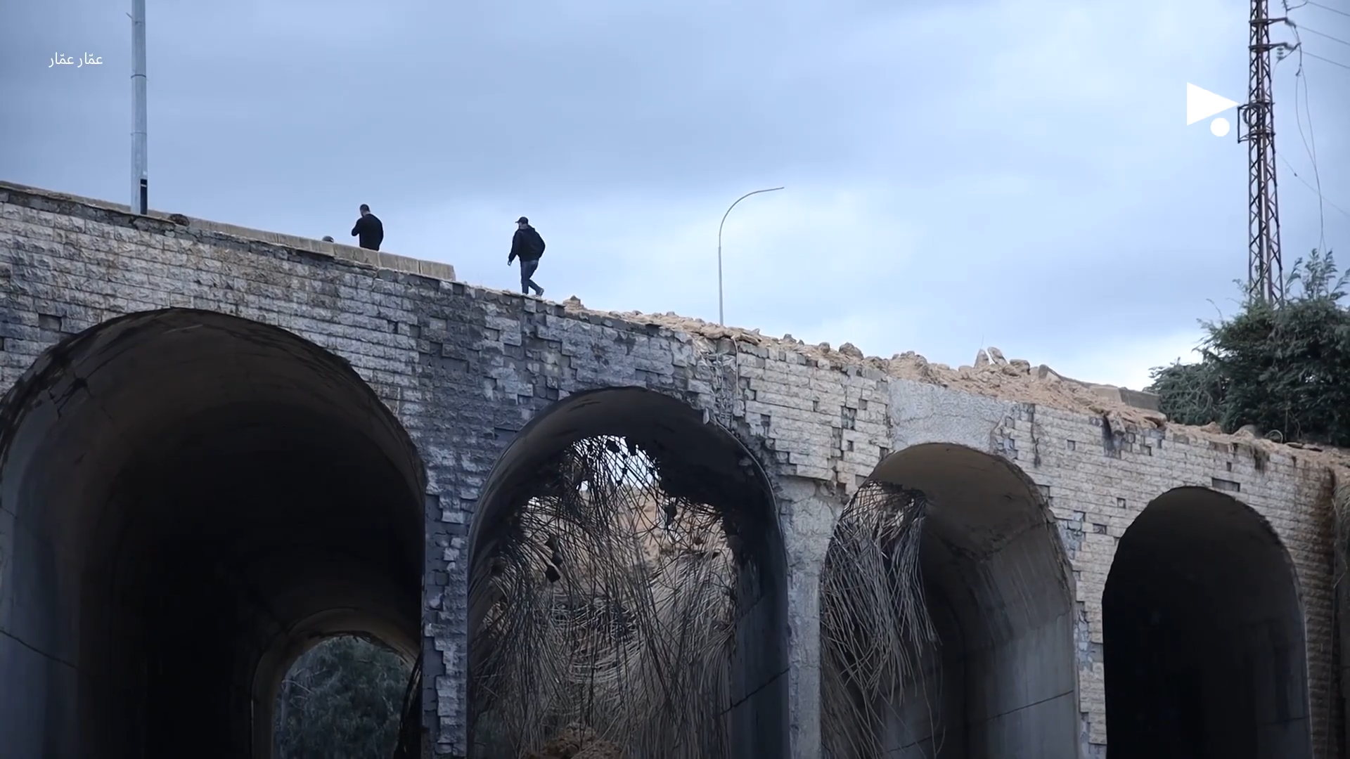 جسر القاسمية المدمر في جنوب لبنان (مارس 2026، أرشيف)