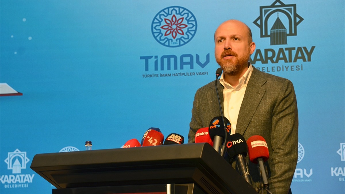 Bilal Erdoğan speaking at an event in Konya