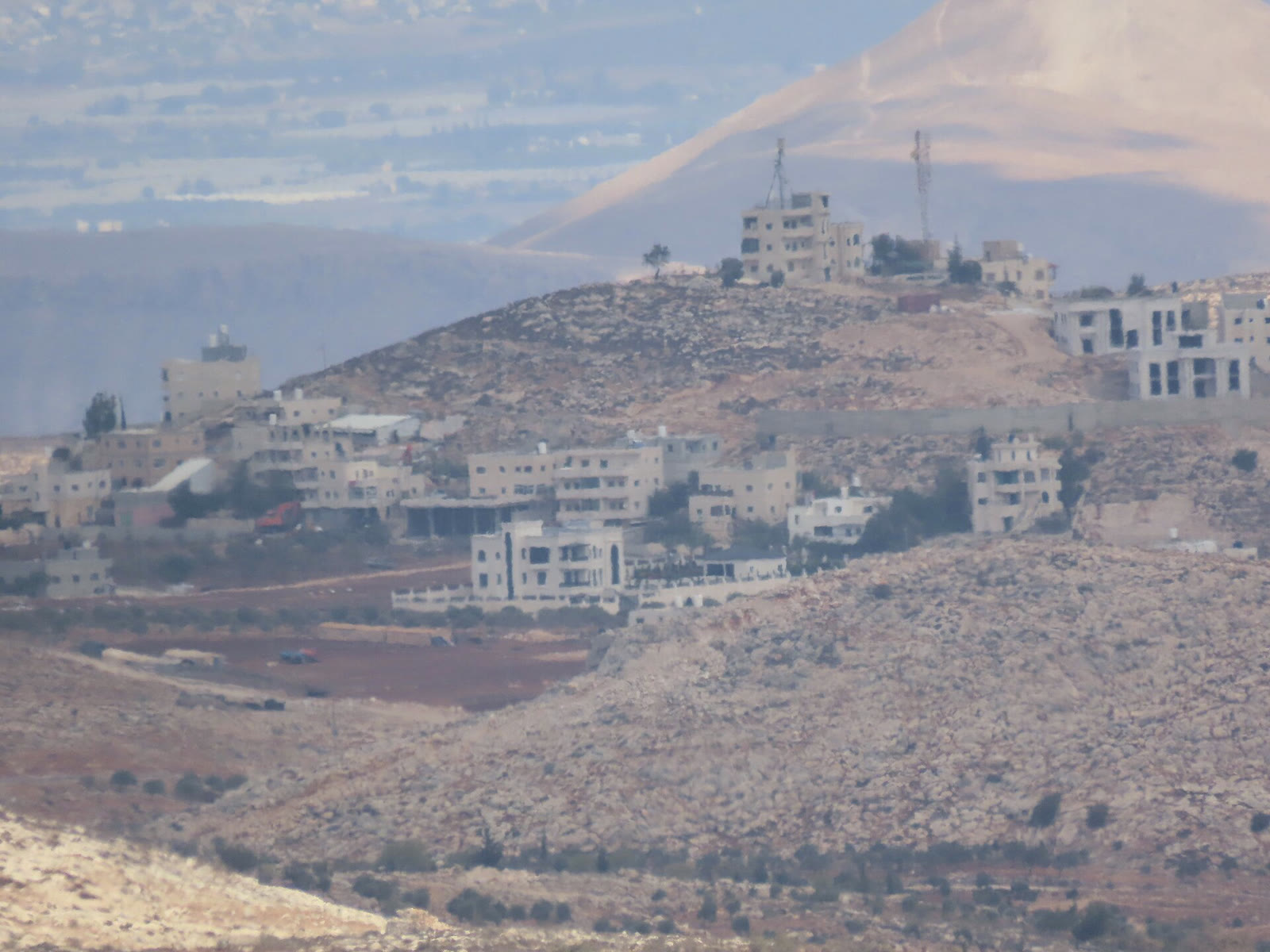 Ramallah'a bağlı el-Mugayyir köyünden görünüm (2025)