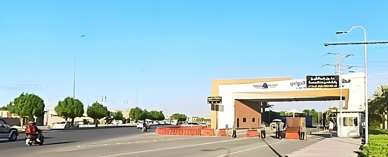 Вход в аэропорт Наджафа (архив)