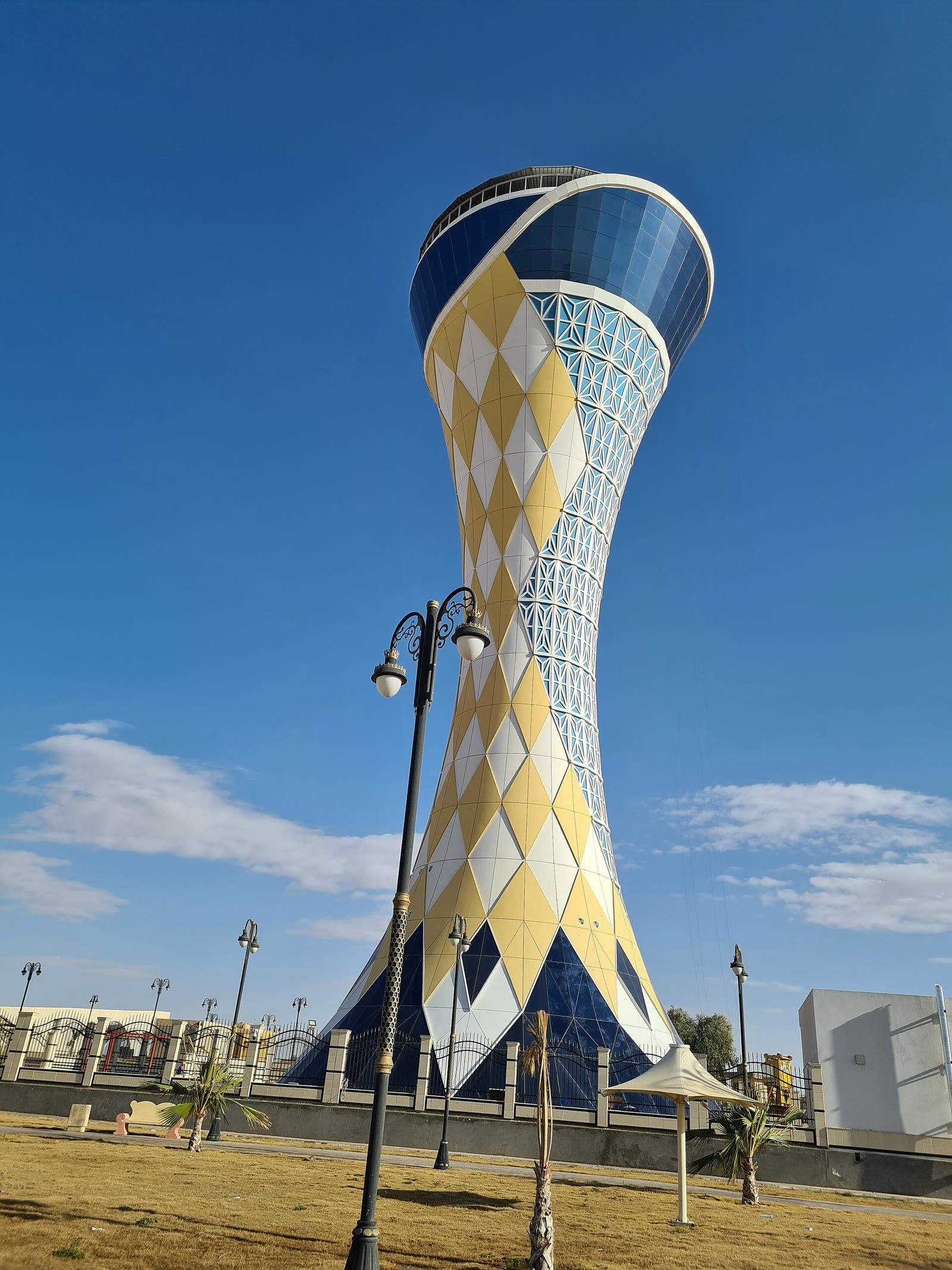 برج مياه في مدينة عرعر السعودية (أرشيف)