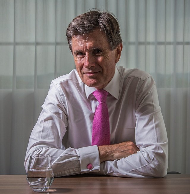 Бывший глава MI6 Джон Сойерс