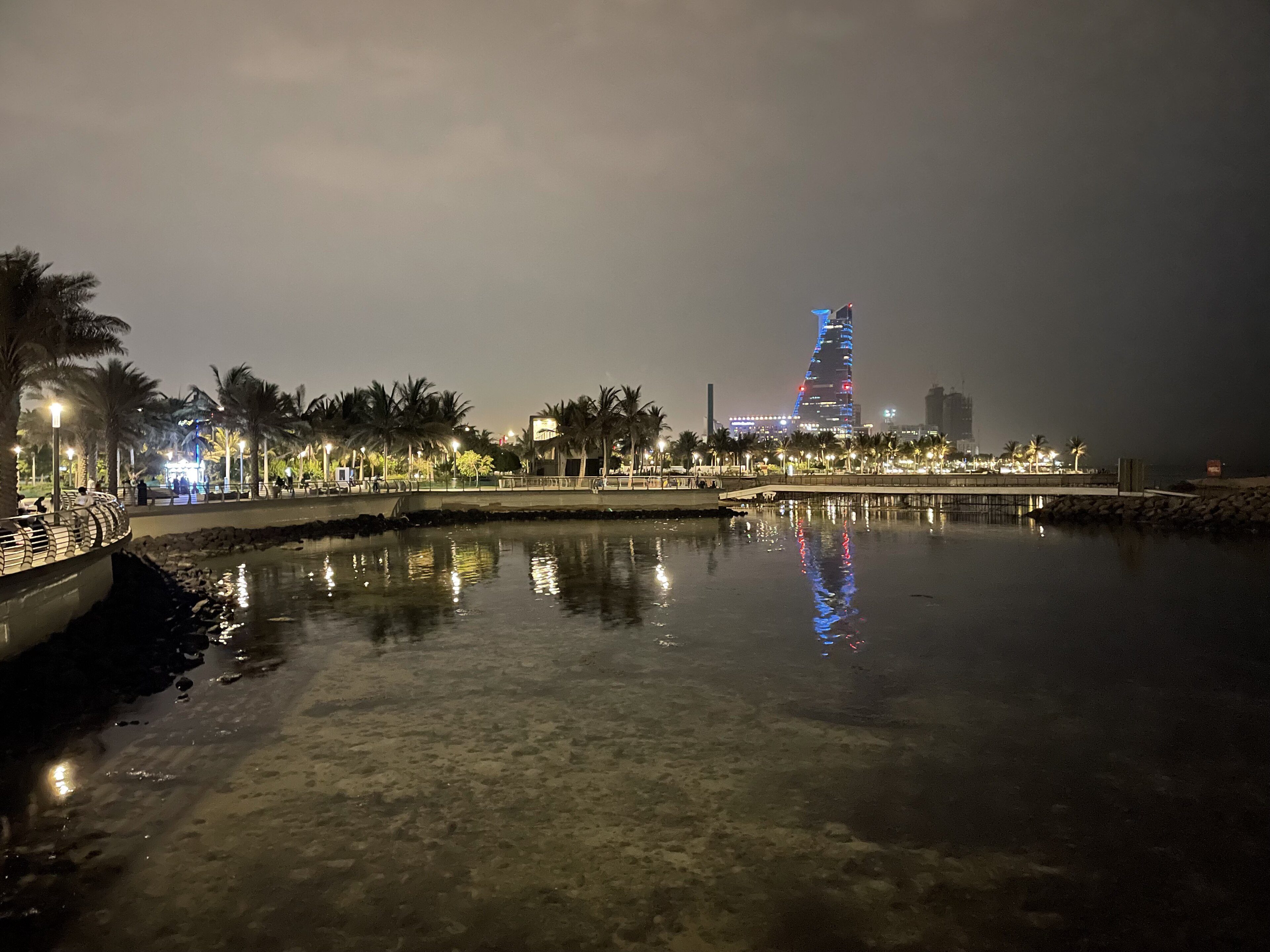كورنيش جدة (أرشيف)