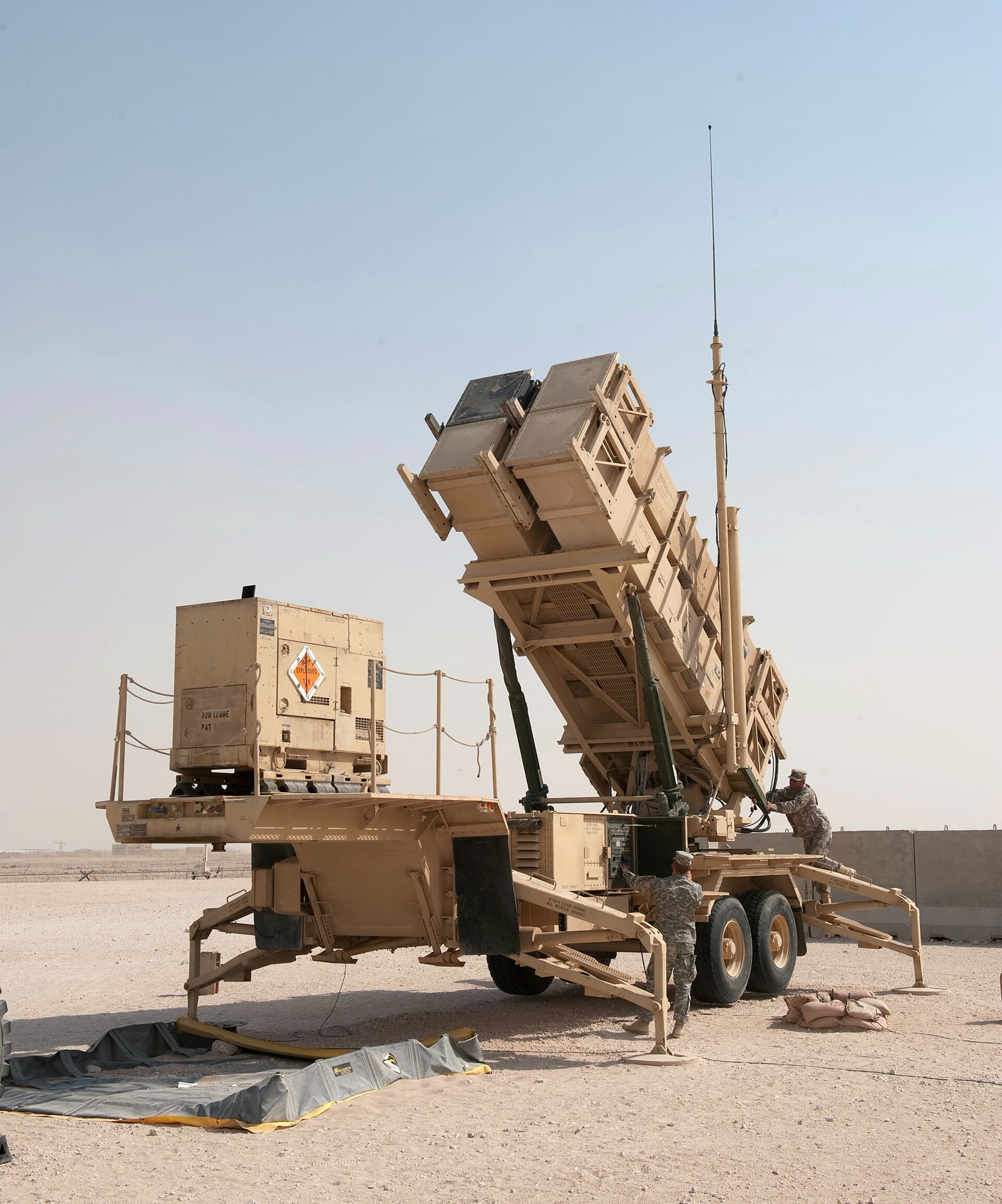 MIM-104 Patriot hava savunma sistemi fırlatıcısı (arşiv)