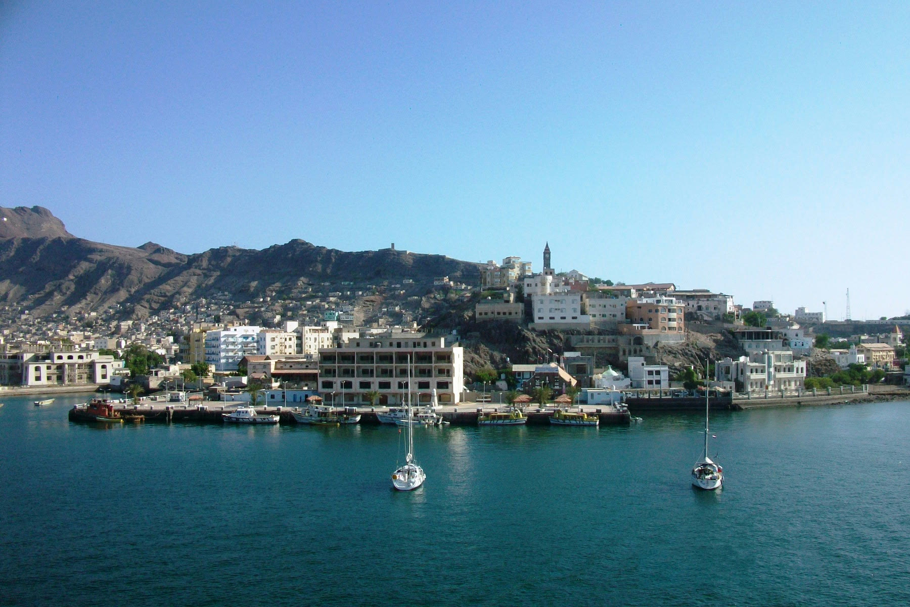 مدينة عدن اليمنية وميناؤها (أرشيف)