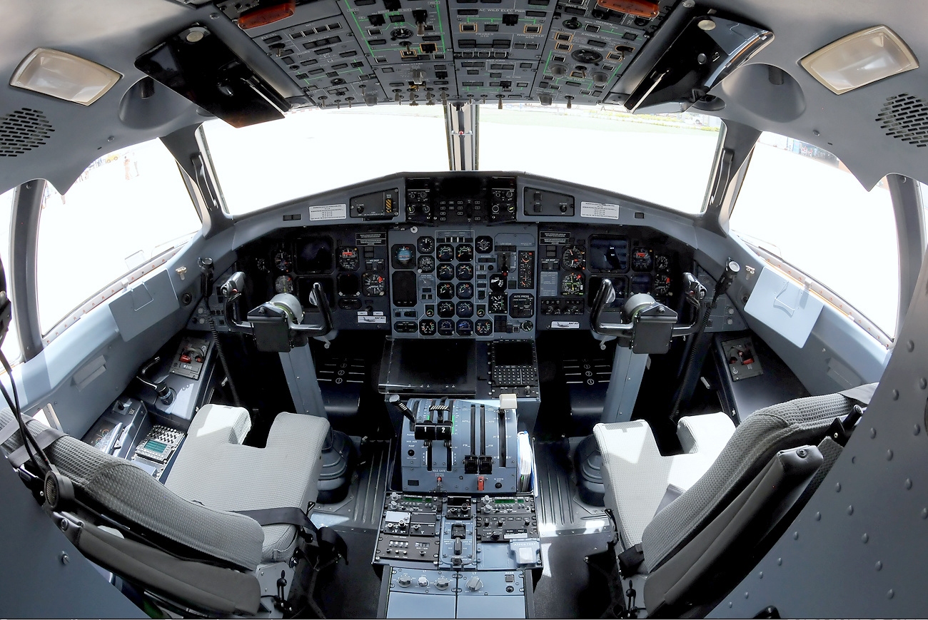 Nijerya Hava Kuvvetleri'ne ait bir ATR-42 uçağı (arşiv)