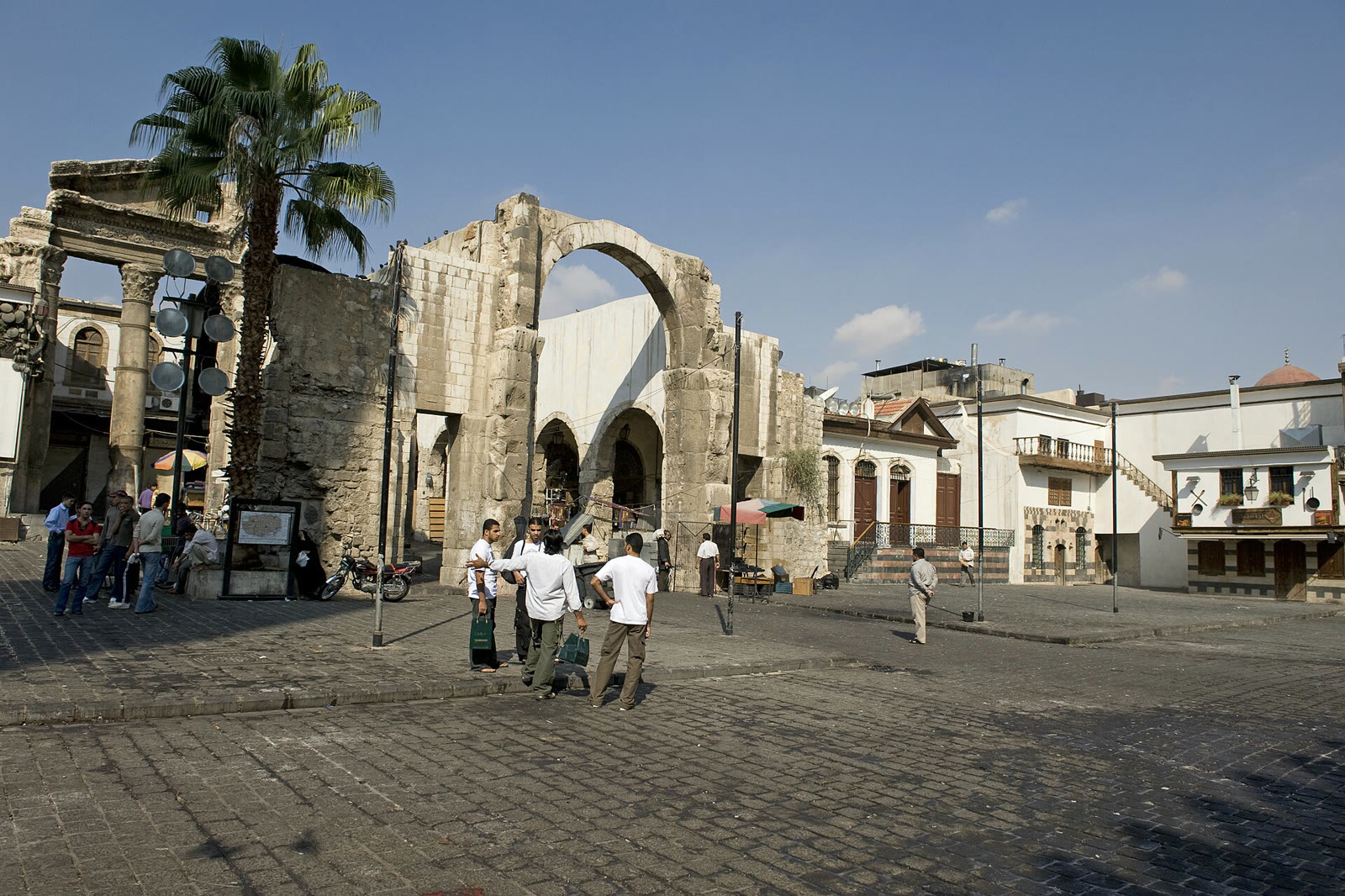 الساحة الواقعة غرب الجامع الأموي في دمشق (أرشيف)