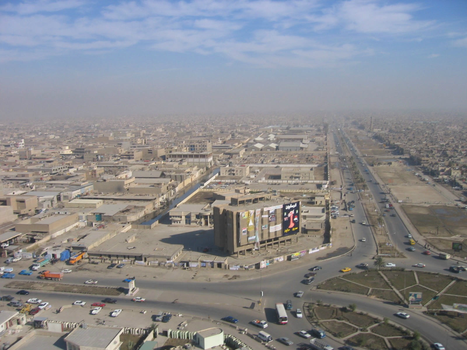 View of Sadr City in Baghdad, 2005 (archive)