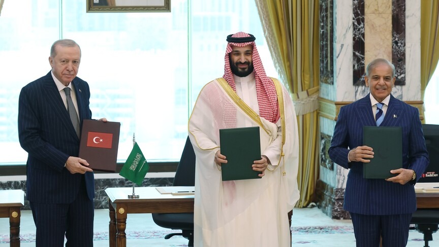Türkiye, Suudi Arabistan ve Pakistan arasında Mekke Ortak Savunma Anlaşması’nın imzalanması